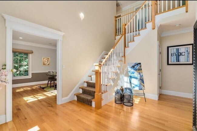Foto del edificio - 28 Burke Ln