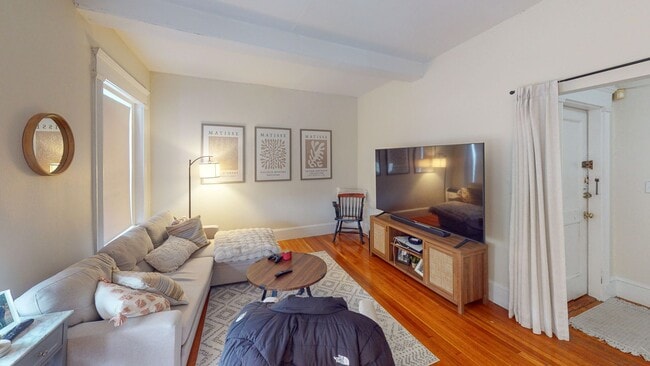 Foto del edificio - Brookline 1 Bed – Elevator Building – Heat & Hot Water Included – No Fee – 9/1