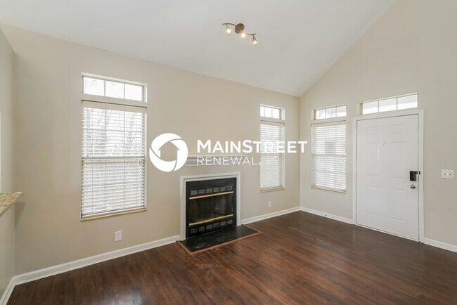 Foto del edificio - 4 Bedroom Pet-Friendly Home in Madison, TN with Main Street Renewal