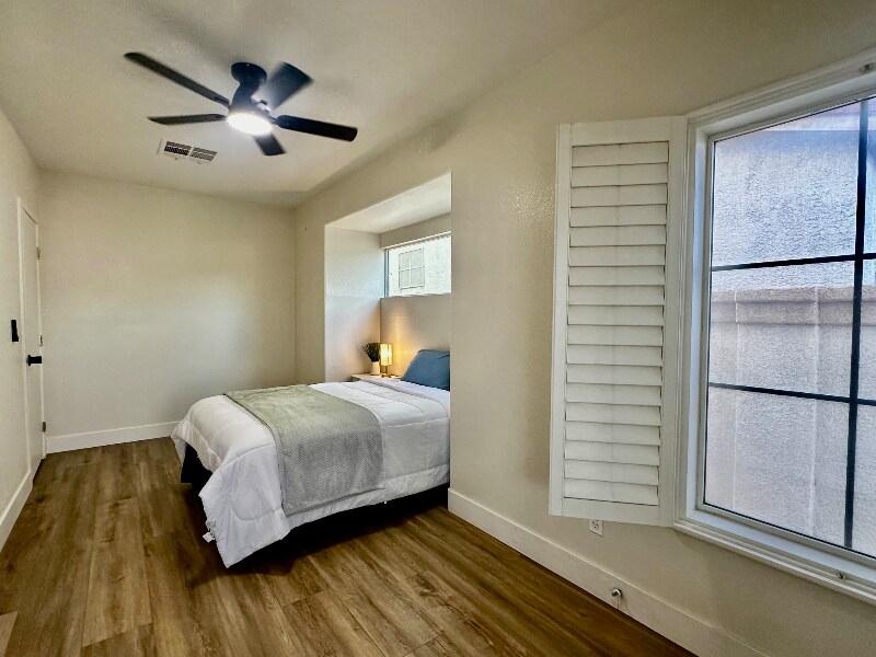 Foto del edificio - 638 Ribbon Grass Ave