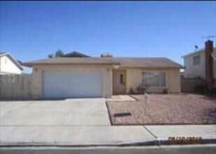Building Photo - 7132 Acorn Ct