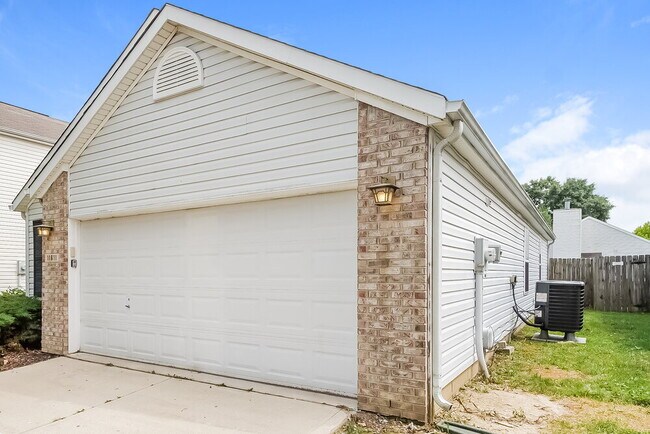 Building Photo - 11611 Signet Ln