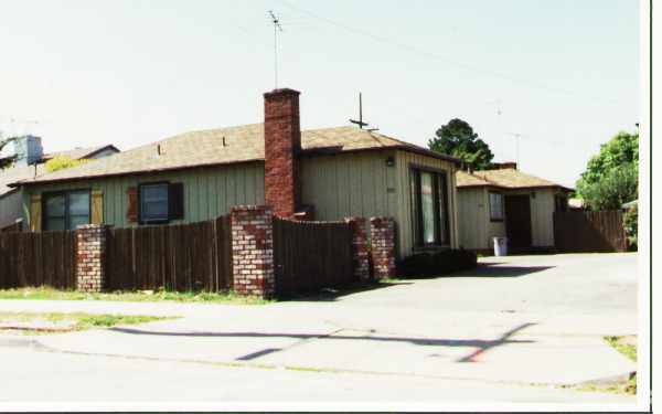 Foto del edificio - 975-977 8th Ave