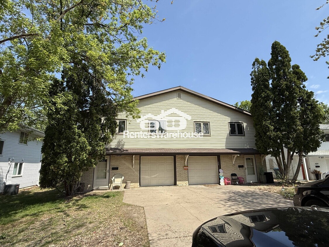 Foto principal - 405 Monroe Pl
