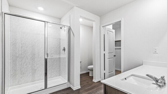 Foto del edificio - New Construction in 2024 - Beautiful 1 sto...