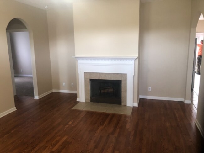 Building Photo - 101 Blackhawk Ct