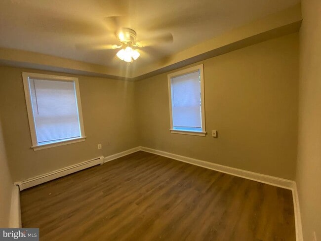 Building Photo - 8611 Flower Ave