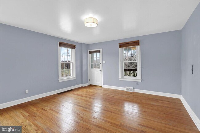 Foto del edificio - 2560 Strasburg Rd