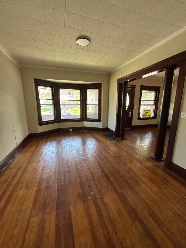 Foto del edificio - 3344 W 44th St