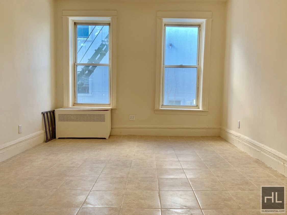 Primary Photo - 14 AVENUE