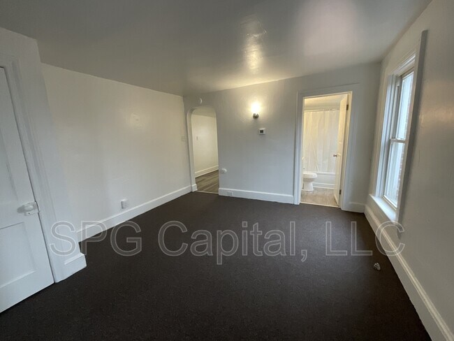 Foto del edificio - 934 W Princess St