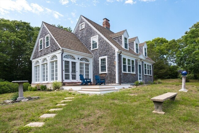 Foto del edificio - 16 Jefferson Shores Rd
