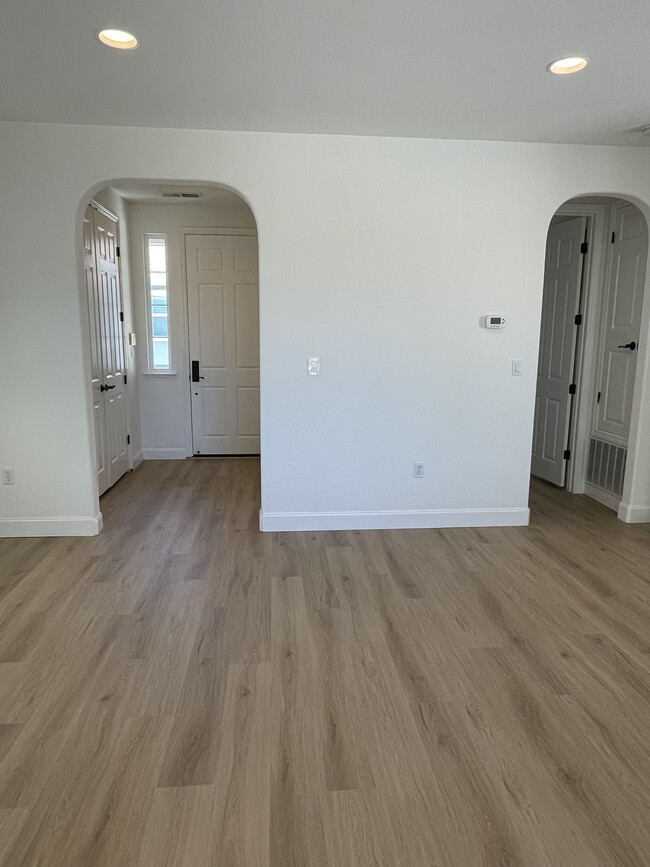 View of entry and bedroom hallway - 1306 W Lagoon Rd
