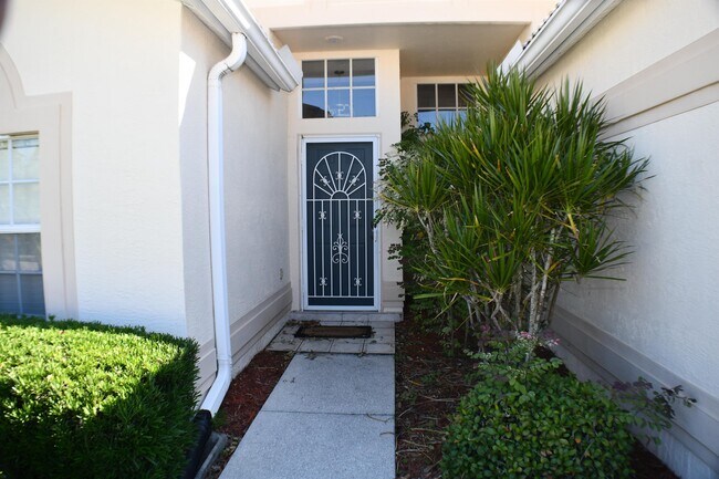Building Photo - 5809 Beaurivage Ave