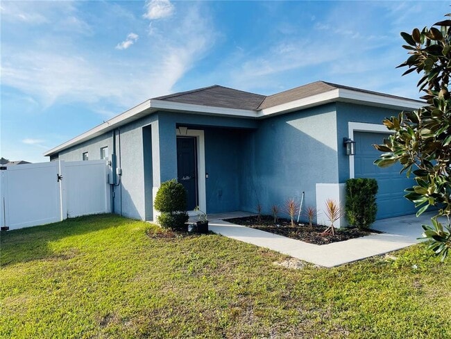 Building Photo - 663 Lucerne Blvd