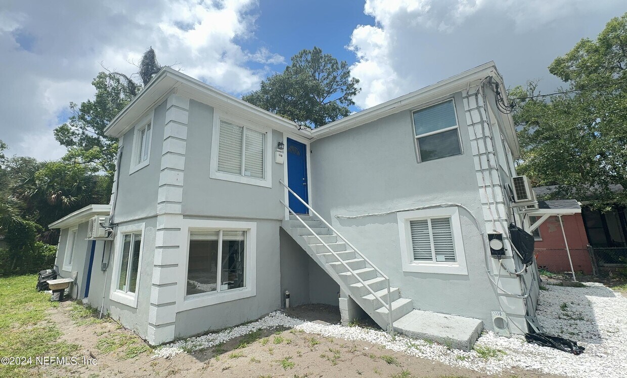 Primary Photo - 1354 W 24th St