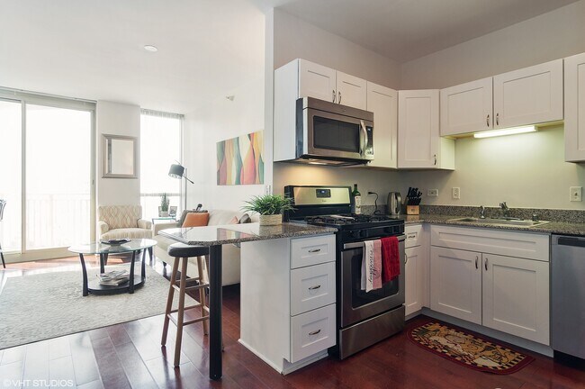 Foto del edificio - 645 N Kingsbury St
