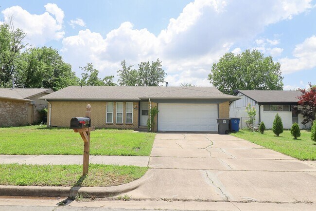 Foto del edificio - 3 Bed / 1 Bath in East Tulsa!