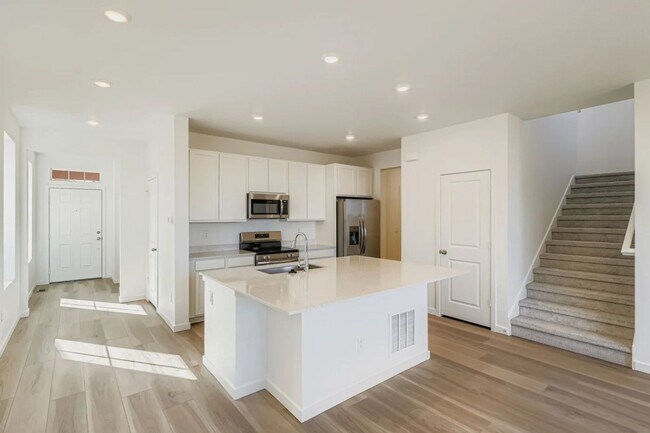 Building Photo - Brand New 3BR House in Thornton