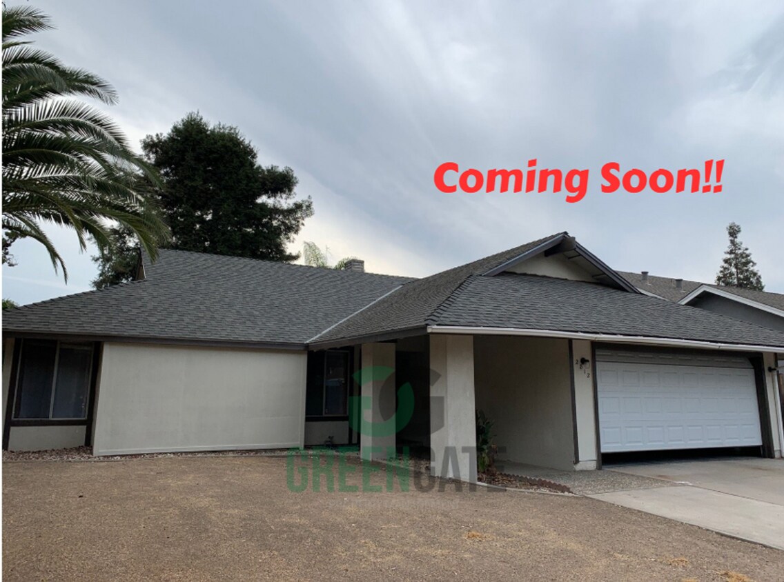 Primary Photo - 2812 Jahrom Ln