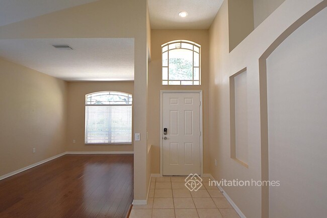 Foto del edificio - 15454 Martinmeadow Dr