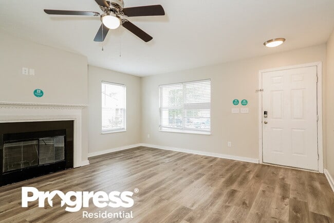 Building Photo - 524 Grassy Bend Dr