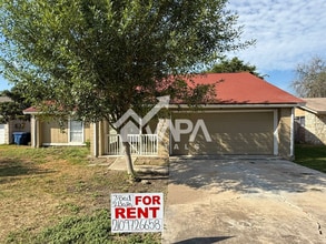 Building Photo - 4515 Los Ranchitos St