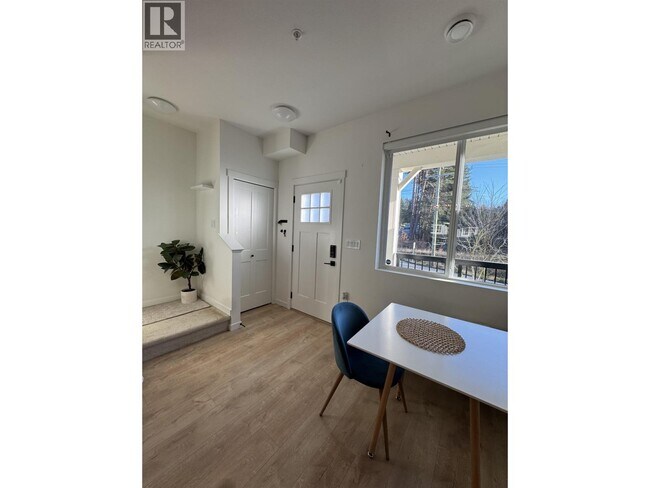 Building Photo - 24951-24112 112 Ave