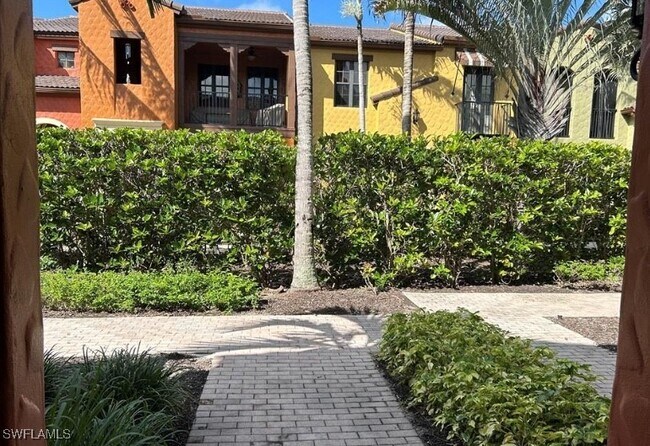 Foto del edificio - 9082 Albion Ln S
