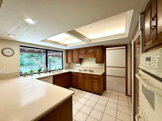 Building Photo - 4 Bedroom Home in Del Cerro with SOLAR!!