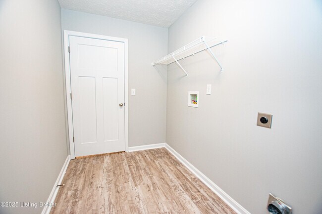 Foto del edificio - 412 Eagle Pointe Dr