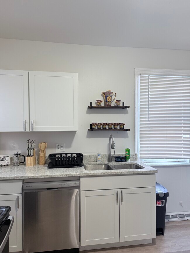 Foto del edificio - 422 Seward St