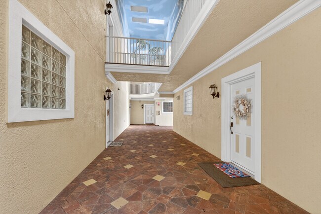 Foto del edificio - 12505 McGregor Blvd