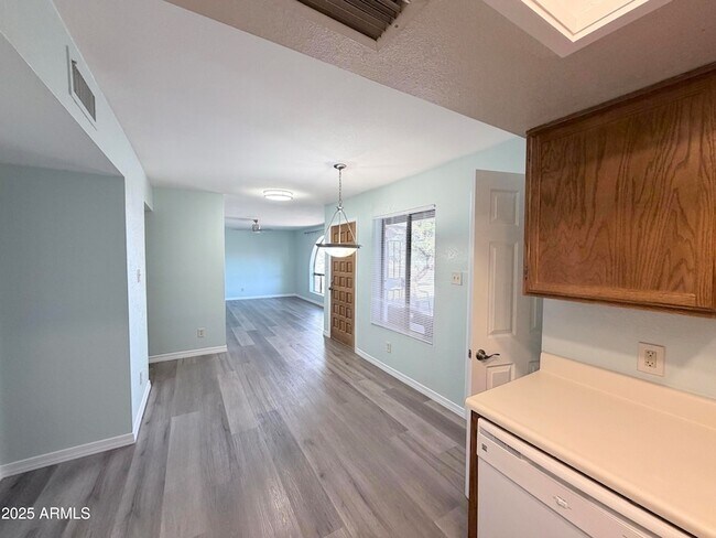 Foto del edificio - 14220 N Galatea Dr