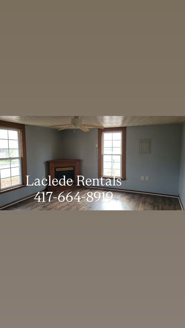 Building Photo - 2 BEDROOM 1 BATHROOM HOUSE.