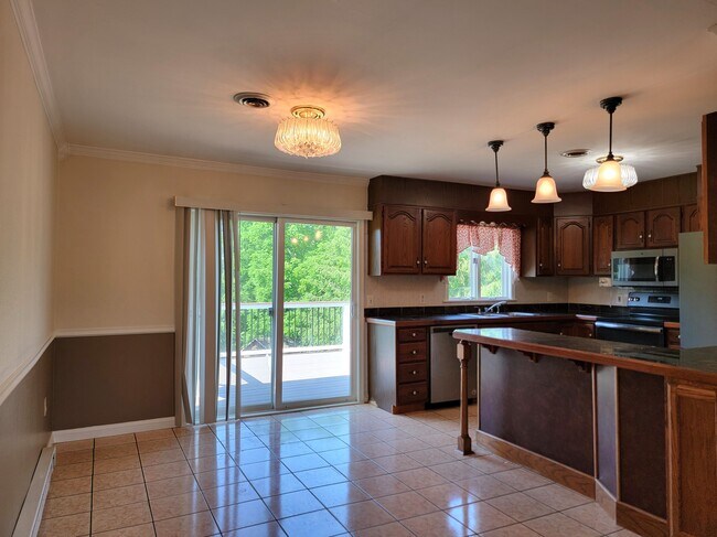 Foto del edificio - 280 Yummerdall Rd