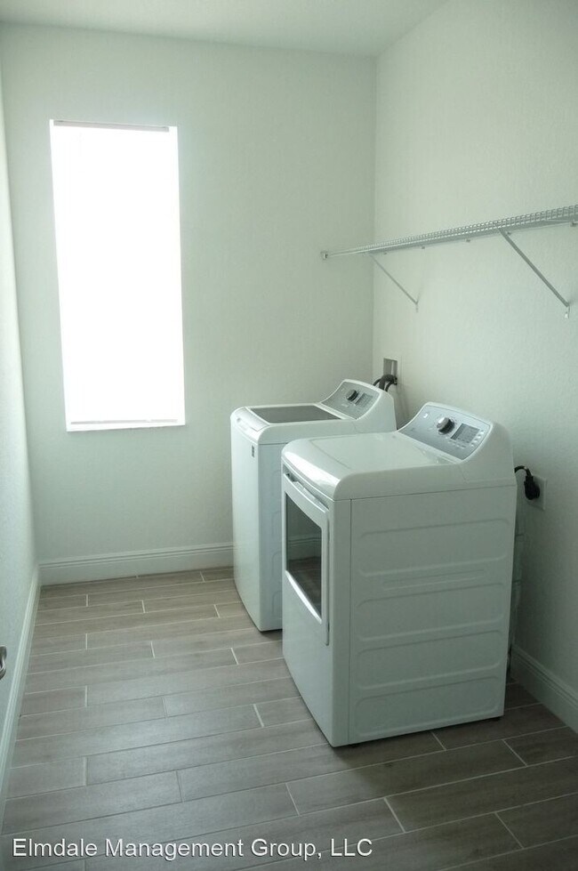 Foto del edificio - 3 br, 2 bath House - 6220 Arcadia Sq
