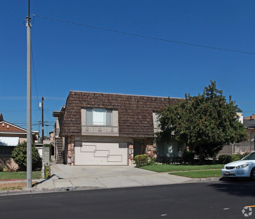 Foto del edificio - 723 E Orange Grove Ave