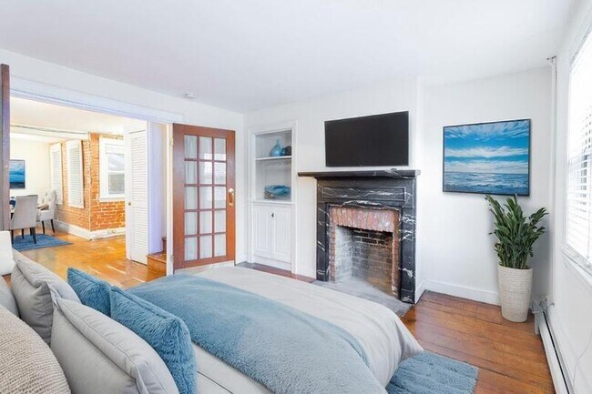 Photo - 726 S Wolfe St Townhome