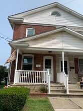 Building Photo - 306 Berks St