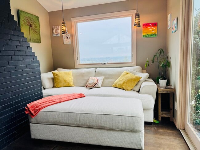 Building Photo - 7605 Atkinson Rd