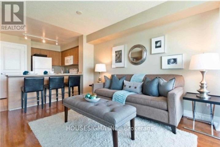 Photo principale - 1600 Charles St