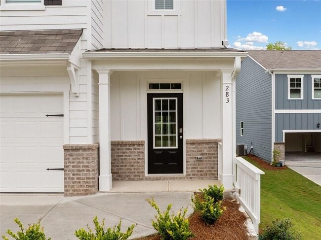Building Photo - 283 White Cedar Dr