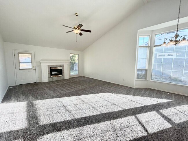 Foto del edificio - 4650 N Date Palm Ave