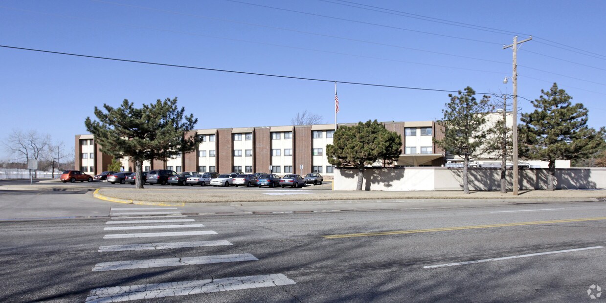 Building Photo - Danforth Senior Center