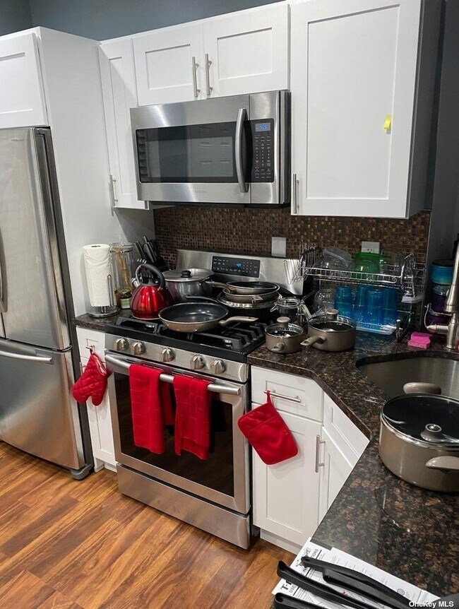 Foto del edificio - 114-23 Inwood St