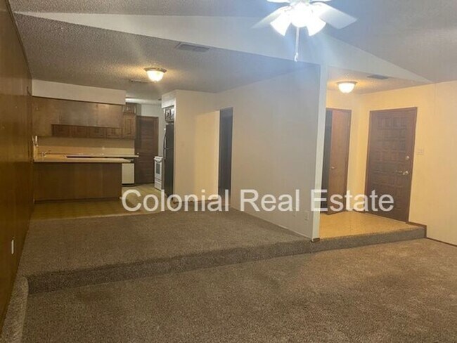Building Photo - 3 bedroom home for rent