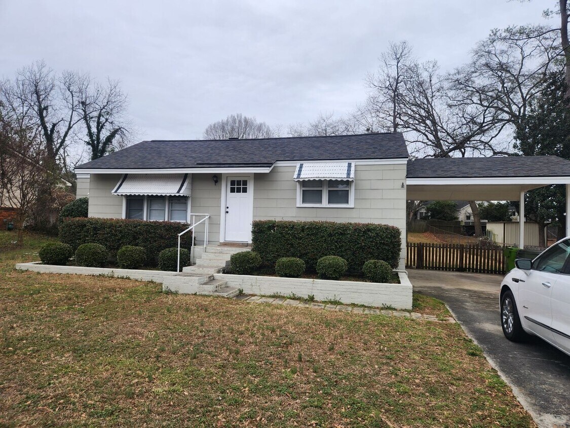 Foto del edificio - Charming 2 Bedroom 1 Bath