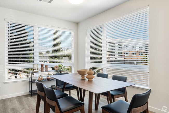 2BR, 2BA - 1,317SF Dining - Halcyon Apartments