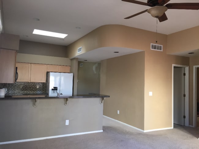 Building Photo - 9977 E Paseo San Ardo